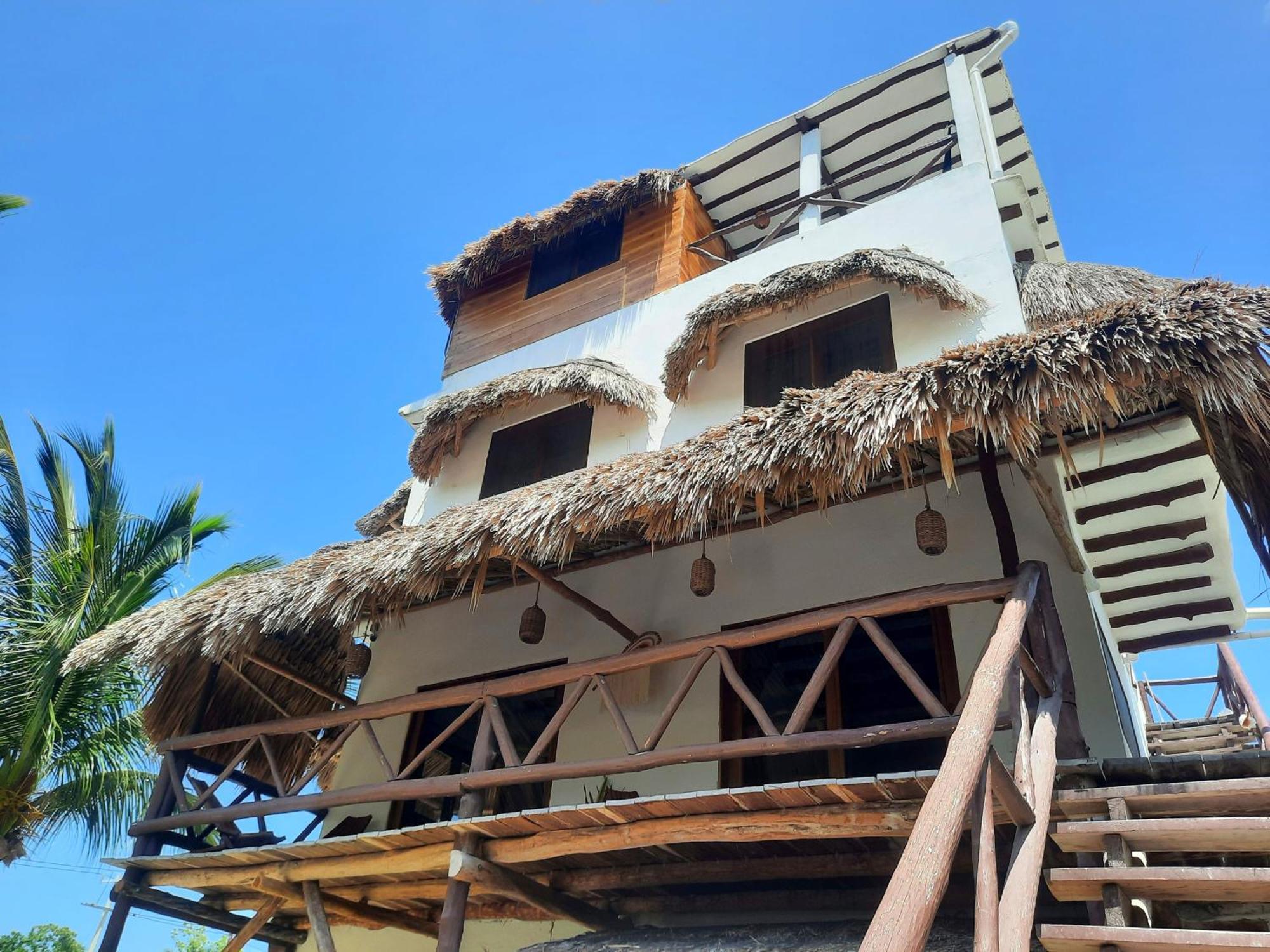 Casa Sofia Holboxアパートホテル エクステリア 写真