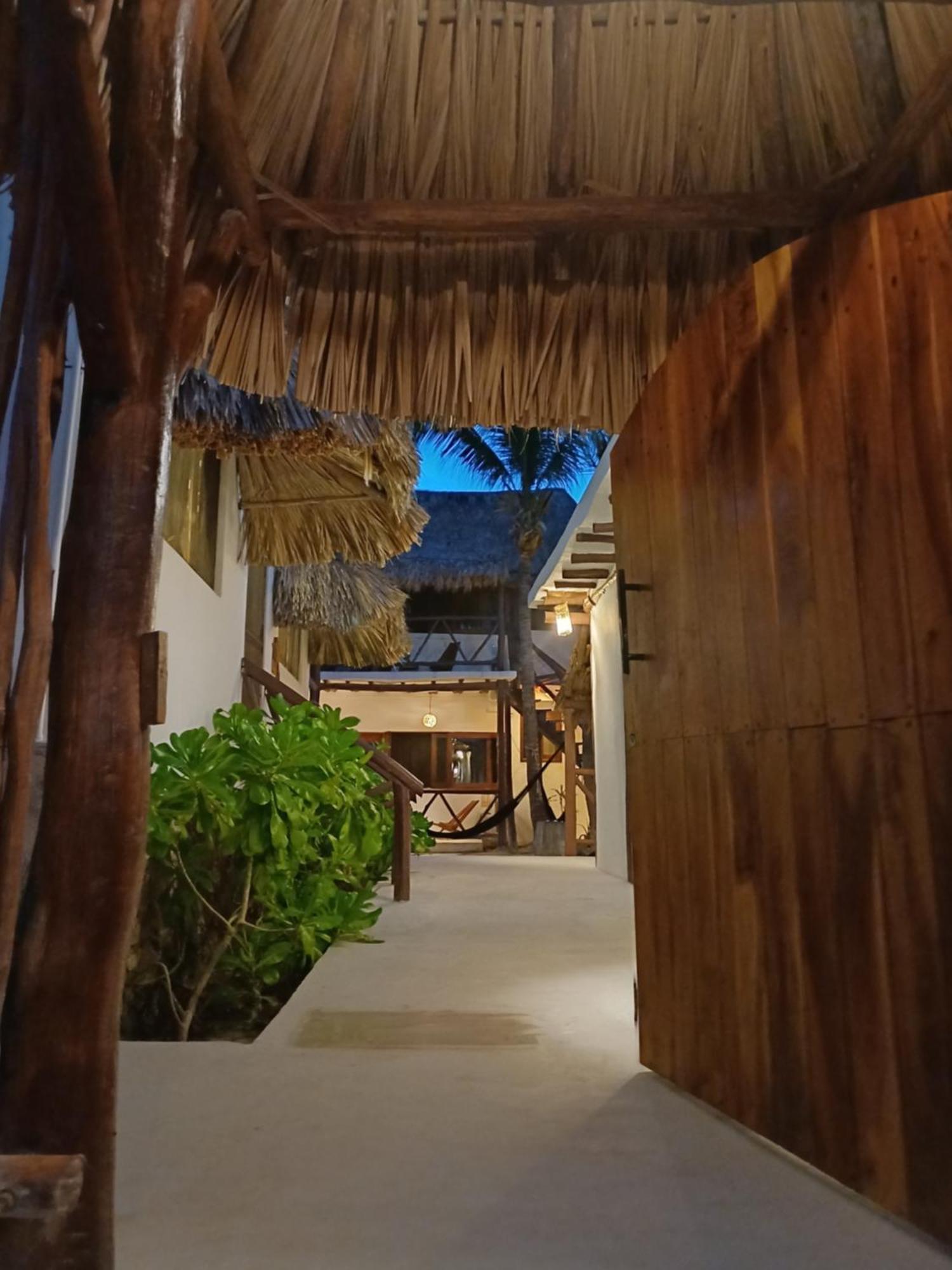 Casa Sofia Holboxアパートホテル エクステリア 写真