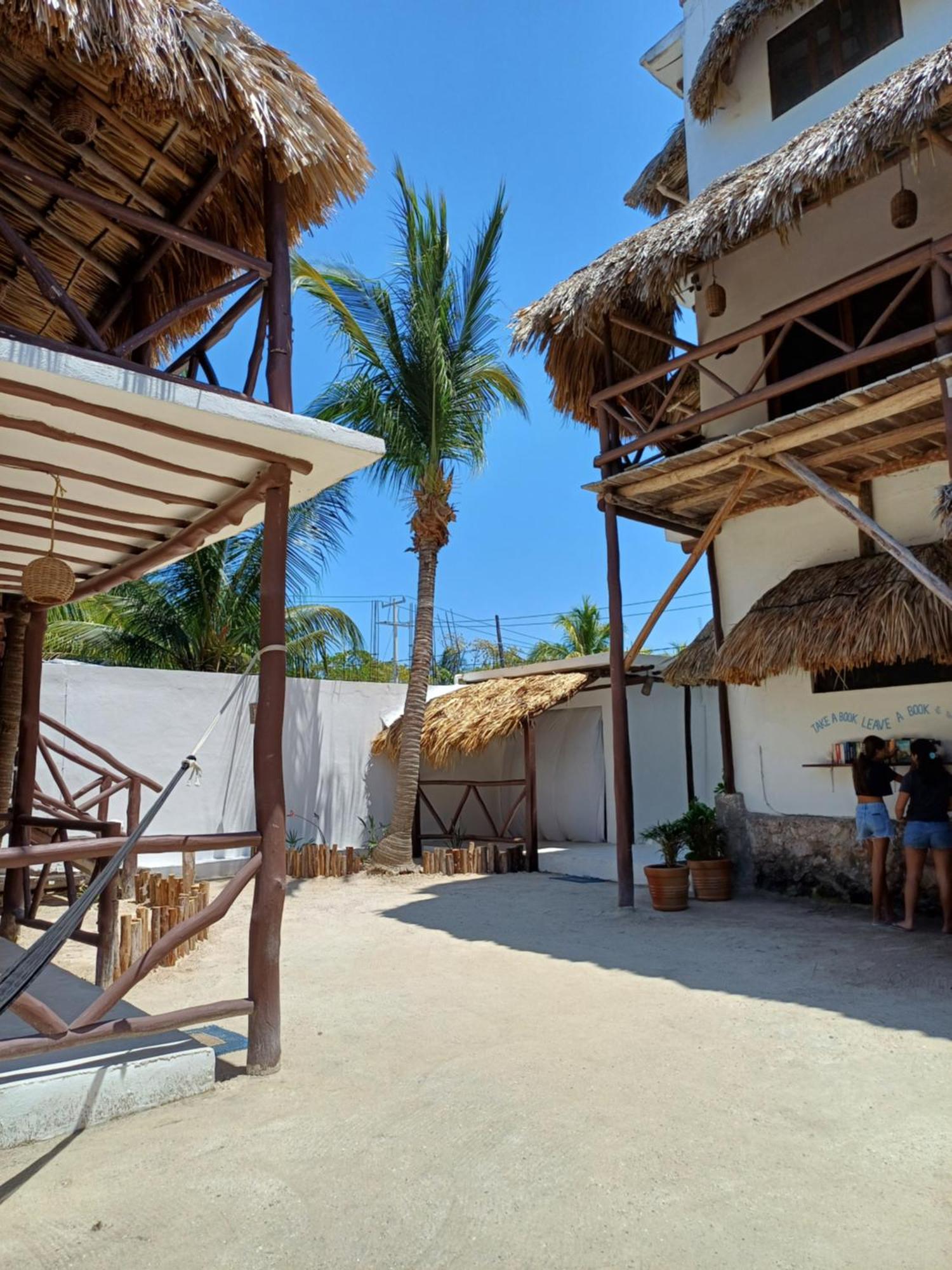 Casa Sofia Holboxアパートホテル エクステリア 写真