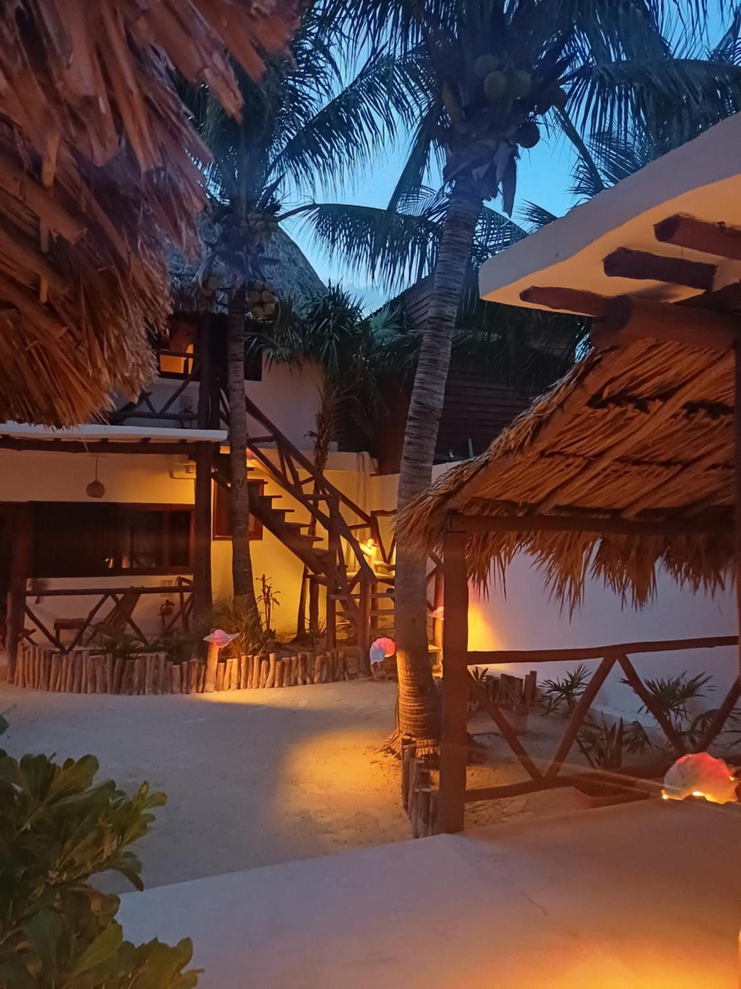 Casa Sofia Holboxアパートホテル エクステリア 写真